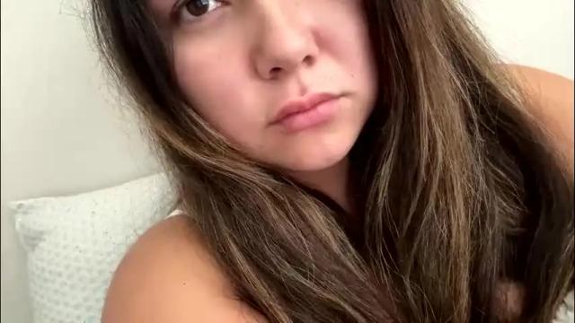 Thumbnail 1, prettylatinamomma01's Stream at Chaturbate, 2 months ago