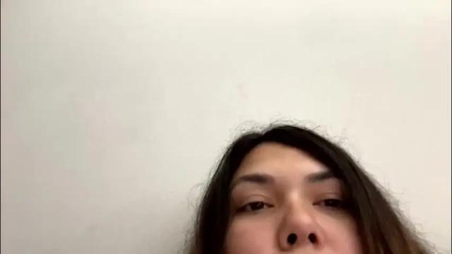 Image 4 of prettylatinamomma01 Stream on Chaturbate on 2 months ago