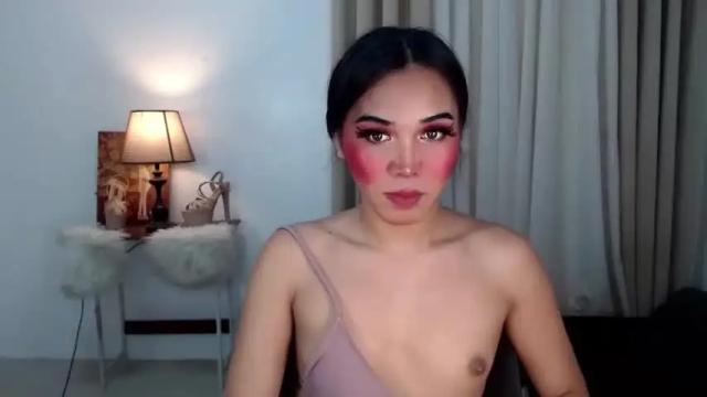 Image 6 of prettylittlesuckerr Stream on Chaturbate on 15 months ago