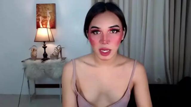 Image 2 of prettylittlesuckerr Stream on Chaturbate on 14 months ago