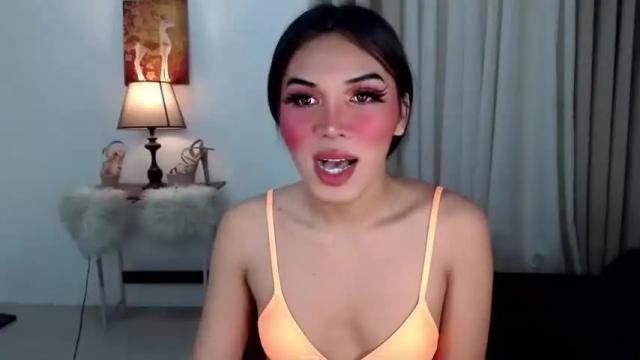 Image 8 of prettylittlesuckerr Stream on Chaturbate on 14 months ago