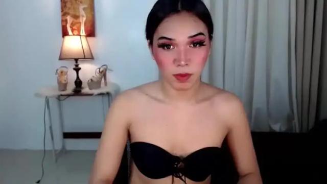 Image 2 of prettylittlesuckerr Stream on Chaturbate on 14 months ago