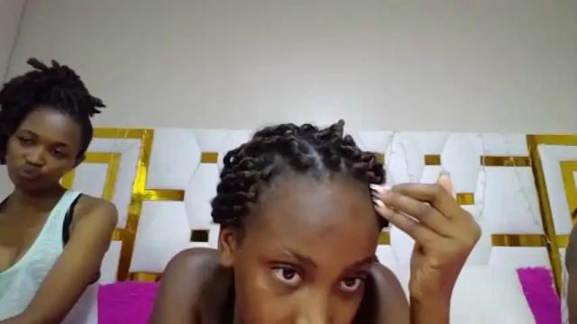 Image 2 of prettypink001 Stream on Chaturbate on 14 months ago