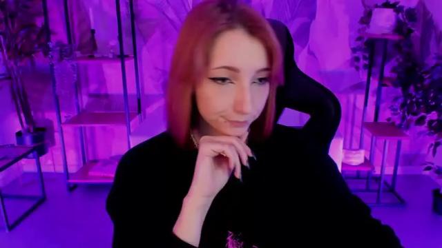 Image 2 of prettyreckess Stream on Chaturbate on 13 months ago