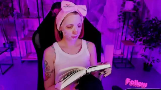 Image 4 of prettyreckess Stream on Chaturbate on 13 months ago