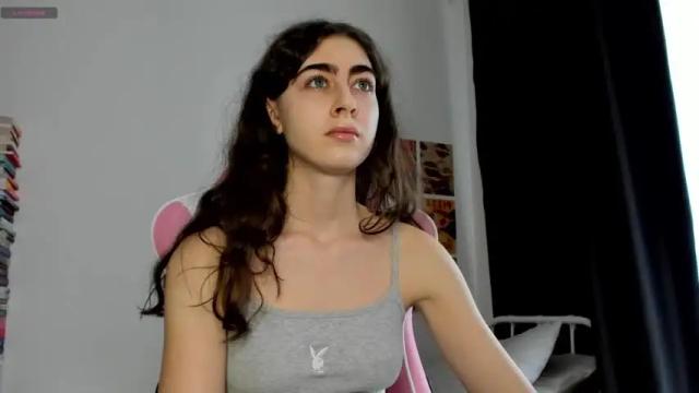 Image 8 of prettysomething Stream on Chaturbate on 14 months ago