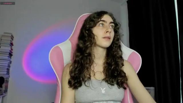 Image 2 of prettysomething Stream on Chaturbate on 14 months ago