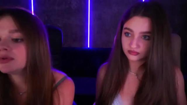 Image 12 of prettyuagirls Stream on Chaturbate on 19 months ago