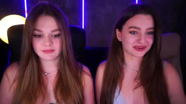 Image 3 of prettyuagirls Stream on Chaturbate on 19 months ago