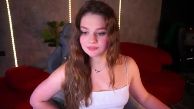 Image 6 of prettyuagirls Stream on Chaturbate on 17 months ago