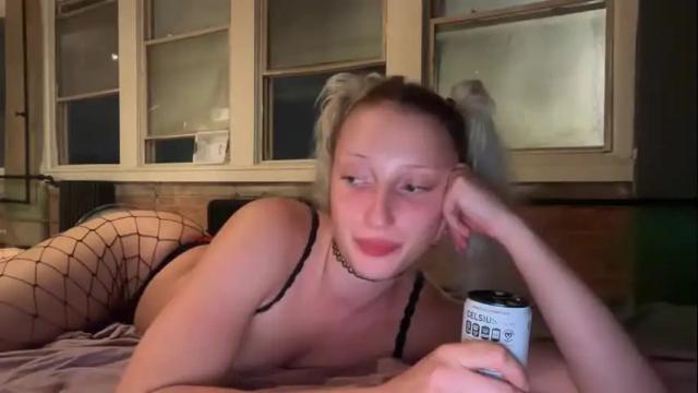 Image 4 of prettyunicorn555 Stream on Chaturbate on 1 month ago