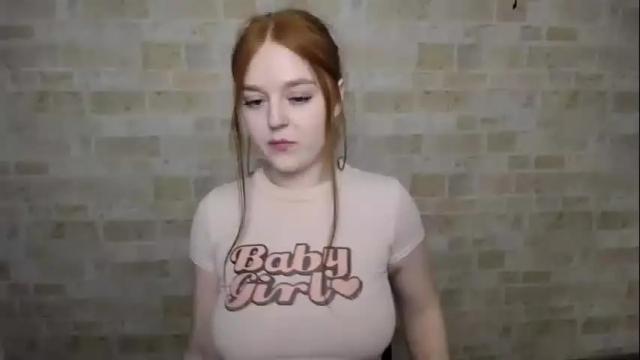 Image 2 of prettyvalerii_ Stream on Chaturbate on 18 days ago