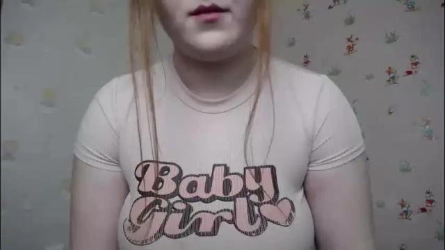 Image 10 of prettyvalerii_ Stream on Chaturbate on 1 month ago