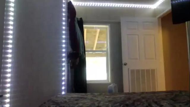 Image 11 of prettyyungsteviee Stream on Chaturbate on 1 month ago