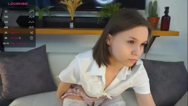 Image 10 of primrosecolemanf Stream on Chaturbate on 1 day ago