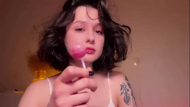 Image 2 of princess_euphoria Stream on Chaturbate on 1 month ago