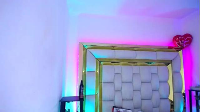 Image 8 of princess_helena_ Stream on Chaturbate on 1 month ago