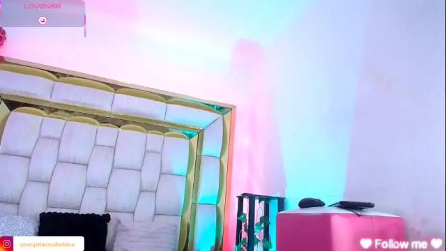 Image 4 of princess_helena_ Stream on Chaturbate on 1 month ago