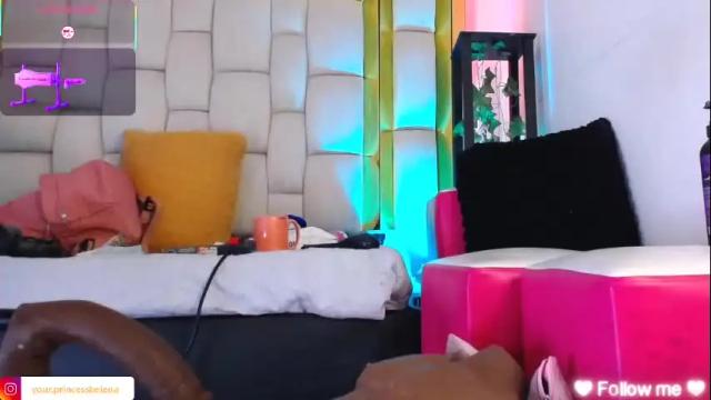 Image 7 of princess_helena_ Stream on Chaturbate on 22 days ago