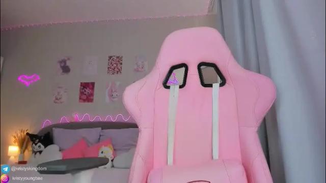 Image 6 of princess_kristy Stream on Chaturbate on 1 month ago