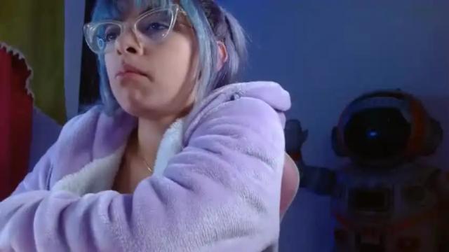 Image 12 of princess_nahia23 Stream on Chaturbate on 17 months ago