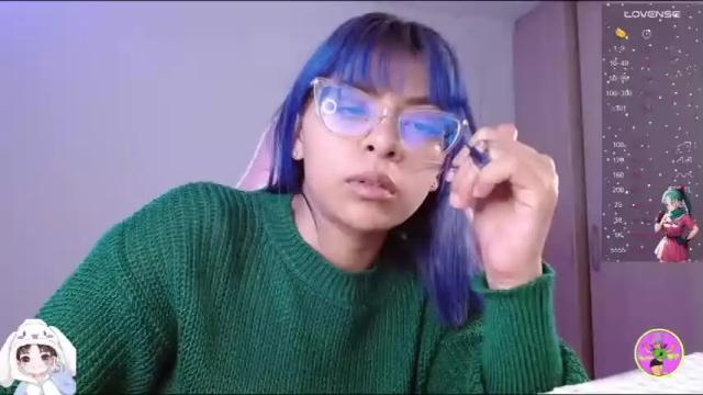 Image 12 of princess_nahia23 Stream on Chaturbate on 16 months ago