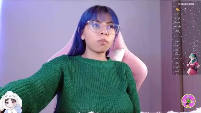 Image 3 of princess_nahia23 Stream on Chaturbate on 16 months ago