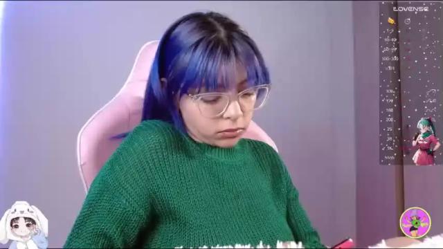 Image 7 of princess_nahia23 Stream on Chaturbate on 16 months ago