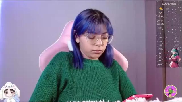 Image 8 of princess_nahia23 Stream on Chaturbate on 16 months ago