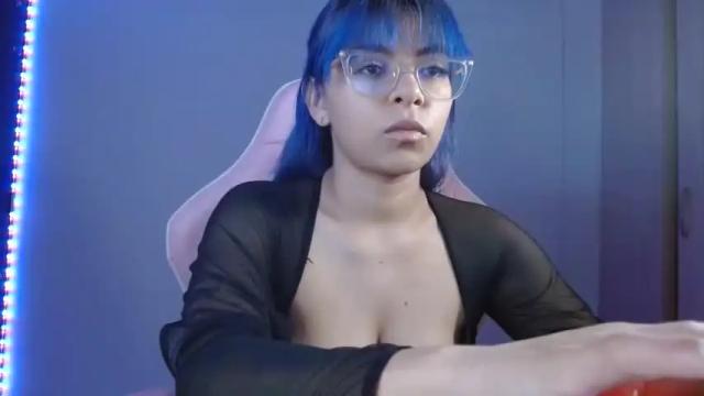 Image 6 of princess_nahia23 Stream on Chaturbate on 21 months ago