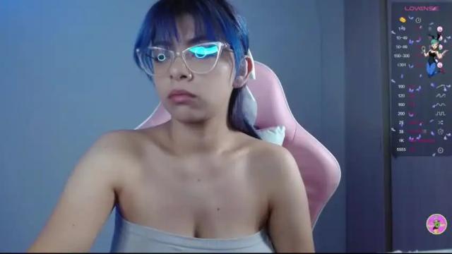 Image 3 of princess_nahia23 Stream on Chaturbate on 15 months ago