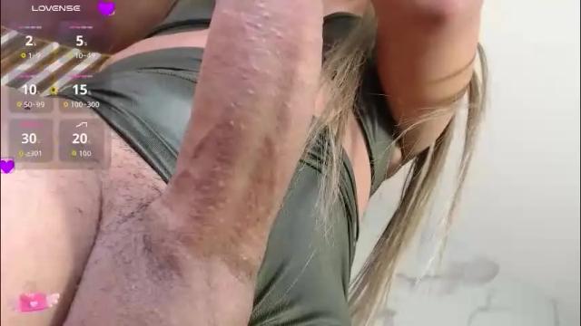 Image 2 of princess_sharon Stream on Chaturbate on 2 months ago