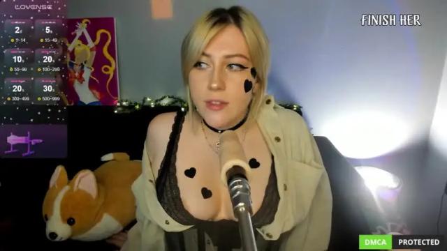 Image 2 of princess_sofiee Stream on Chaturbate on 14 months ago
