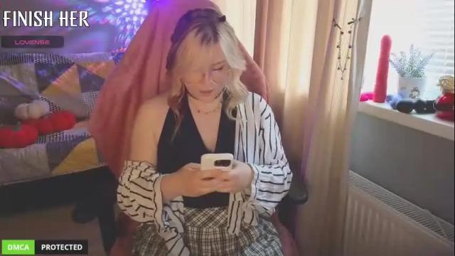 Image 3 of princess_sofiee Stream on Chaturbate on 1 month ago