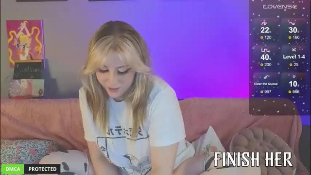 Image 2 of princess_sofiee Stream on Chaturbate on 2 months ago