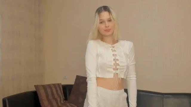 Image 12 of princess_tayler Stream on Chaturbate on 25 months ago
