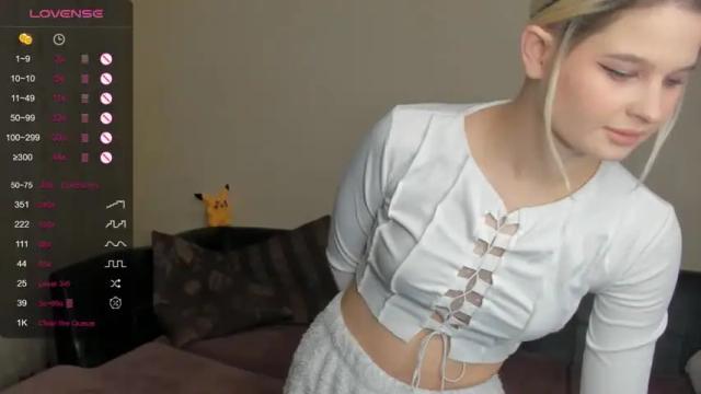 Image 3 of princess_tayler Stream on Chaturbate on 25 months ago