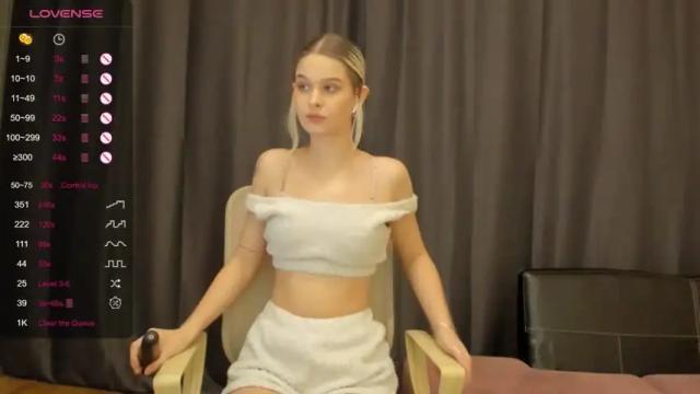 Image 7 of princess_tayler Stream on Chaturbate on 24 months ago