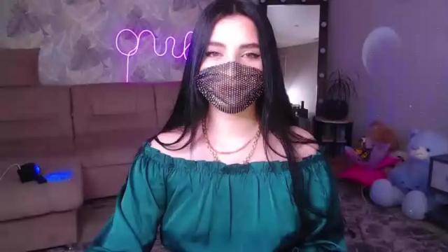 Image 11 of princessamira1 Stream on Chaturbate on 14 months ago