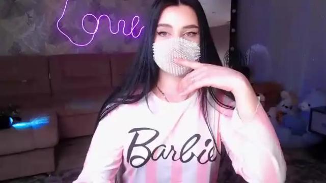 Image 2 of princessamira1 Stream on Chaturbate on 14 months ago
