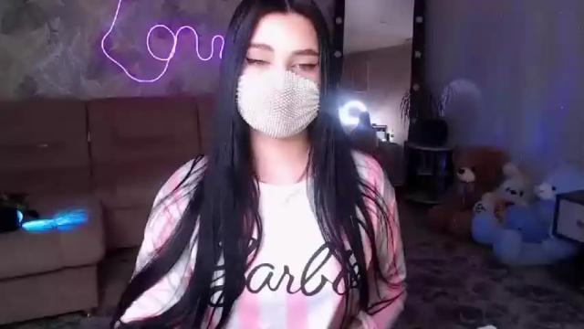 Image 3 of princessamira1 Stream on Chaturbate on 14 months ago