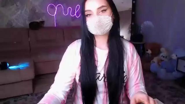 Image 8 of princessamira1 Stream on Chaturbate on 14 months ago