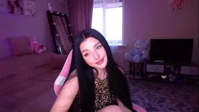 Image 6 of princessamira1 Stream on Chaturbate on 3 months ago