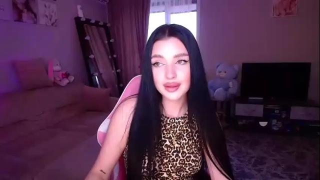Image 8 of princessamira1 Stream on Chaturbate on 3 months ago