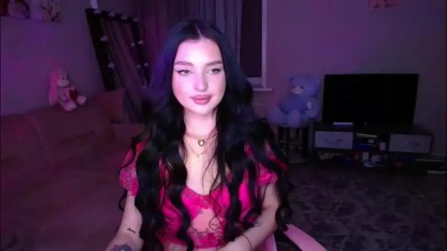 Image 2 of princessamira1 Stream on Chaturbate on 3 months ago