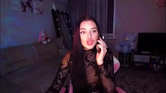 Image 2 of princessamira1 Stream on Chaturbate on 3 months ago