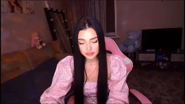 Image 10 of princessamira1 Stream on Chaturbate on 2 months ago