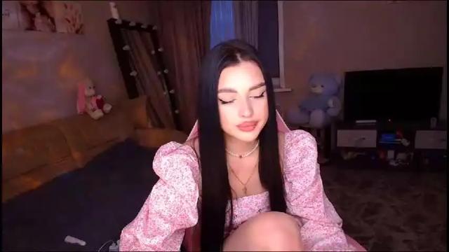 Image 3 of princessamira1 Stream on Chaturbate on 2 months ago