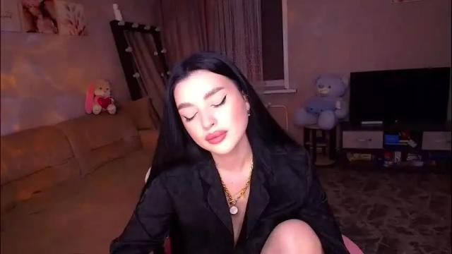 Image 8 of princessamira1 Stream on Chaturbate on 2 months ago