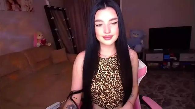 Image 11 of princessamira1 Stream on Chaturbate on 2 months ago